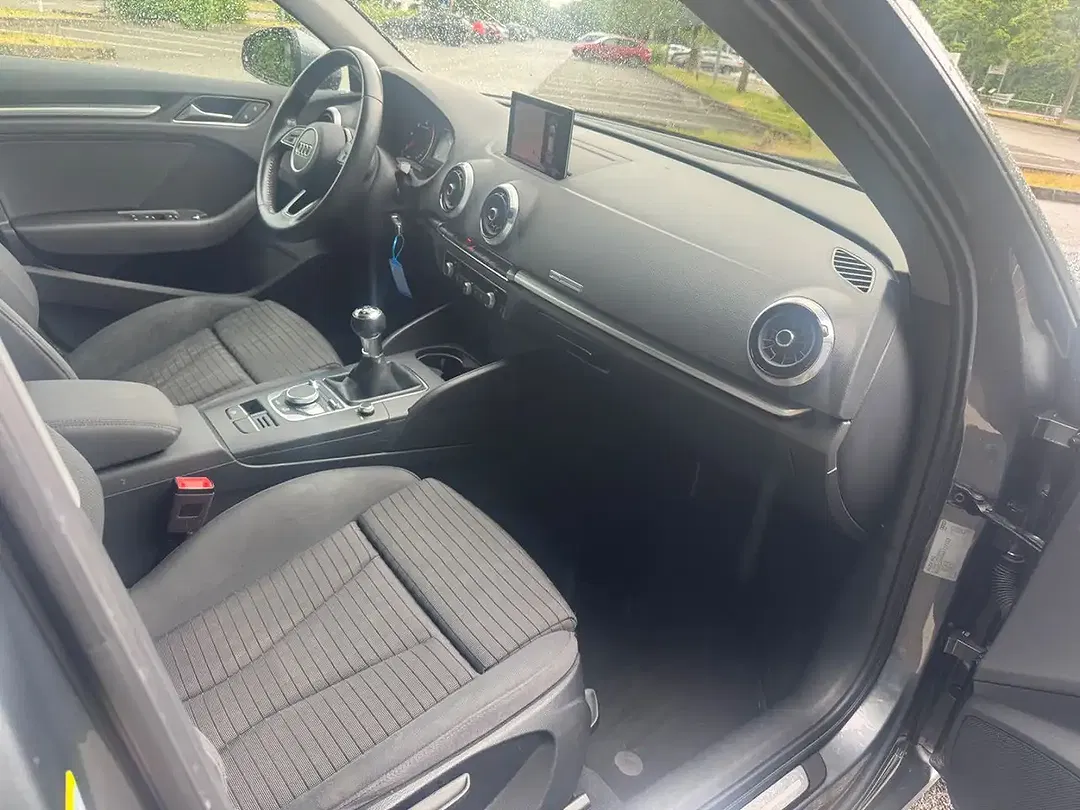 Audi A3 - Thumbnail 4