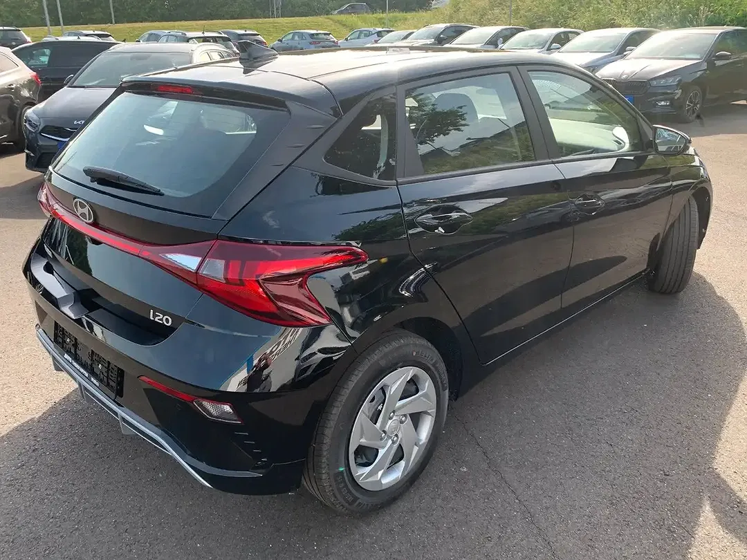 Hyundai i20 - Thumbnail 6