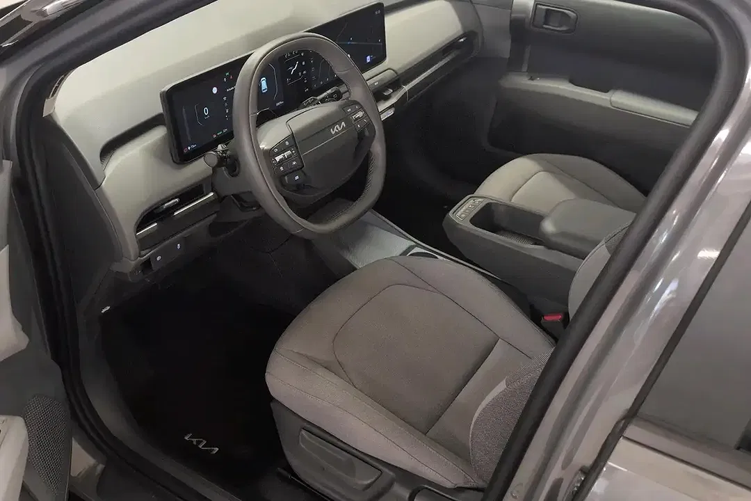 Kia EV3 - Thumbnail 11