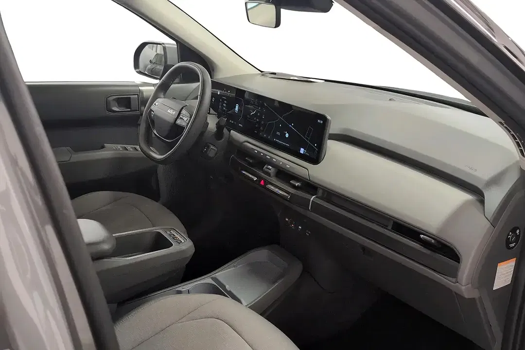 Kia EV3 - Thumbnail 6