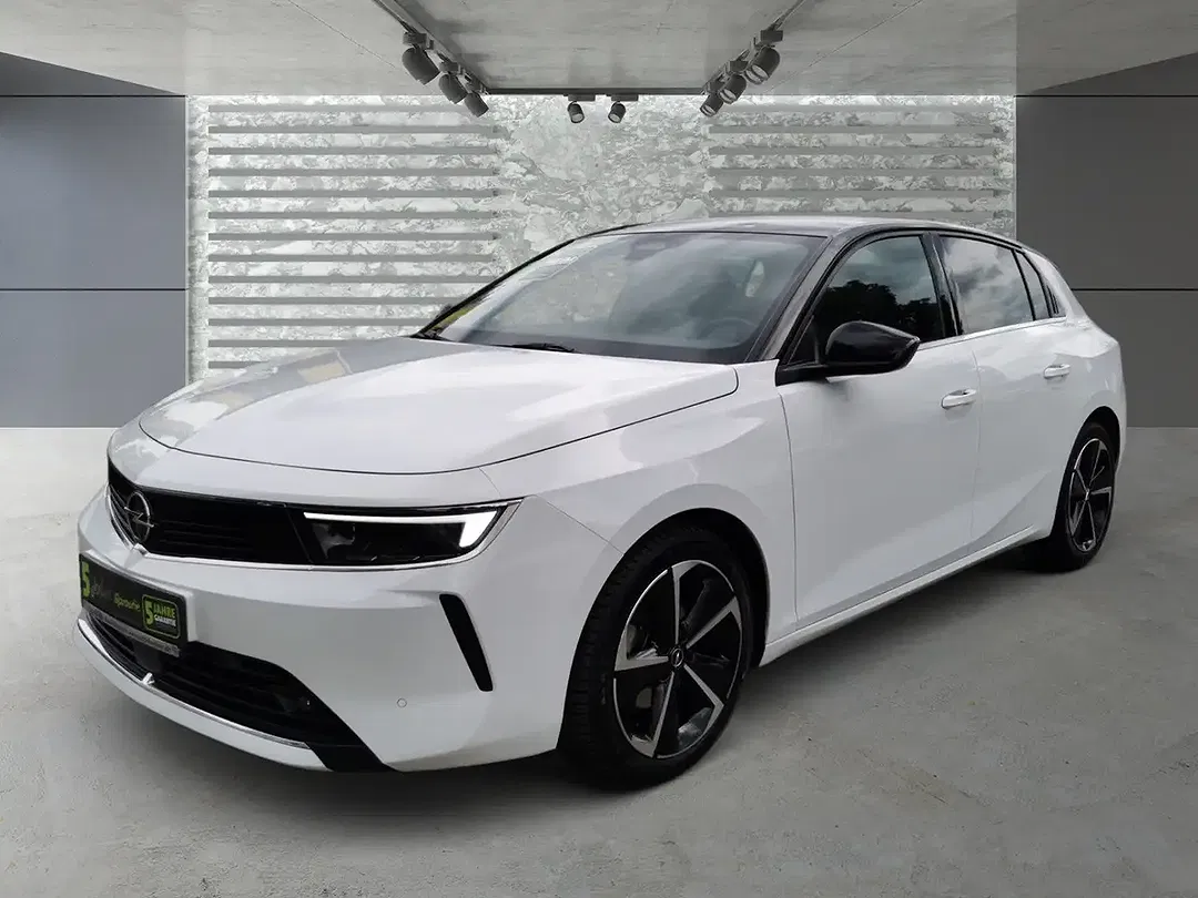 Opel Astra - Thumbnail 1