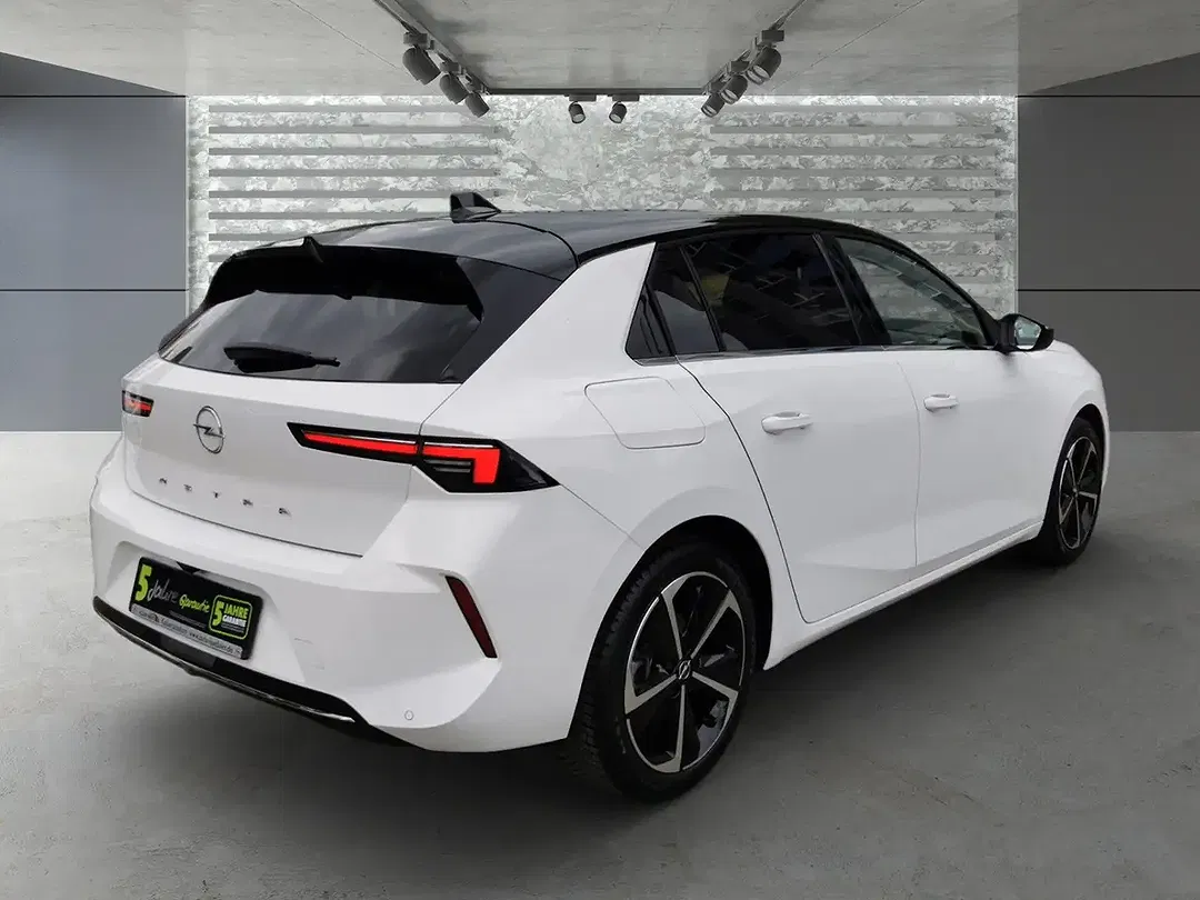 Opel Astra - Thumbnail 4