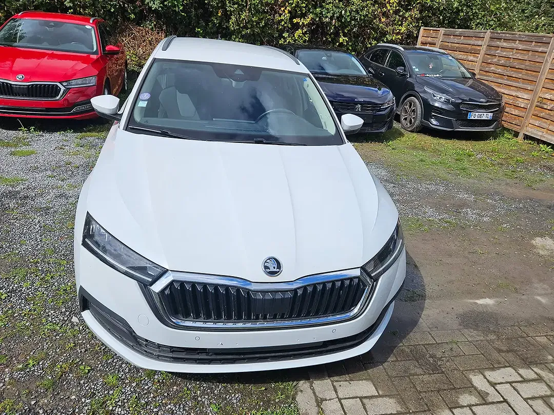 Skoda Octavia - Thumbnail 4