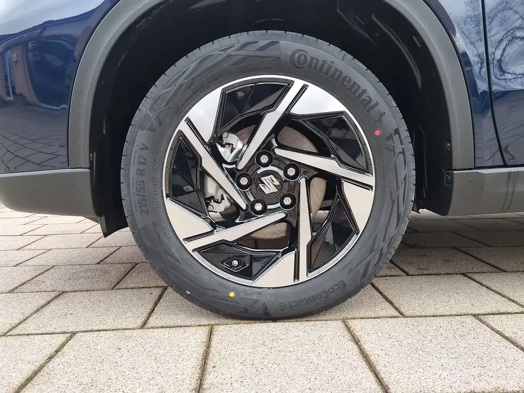 Suzuki Vitara - Thumbnail 10