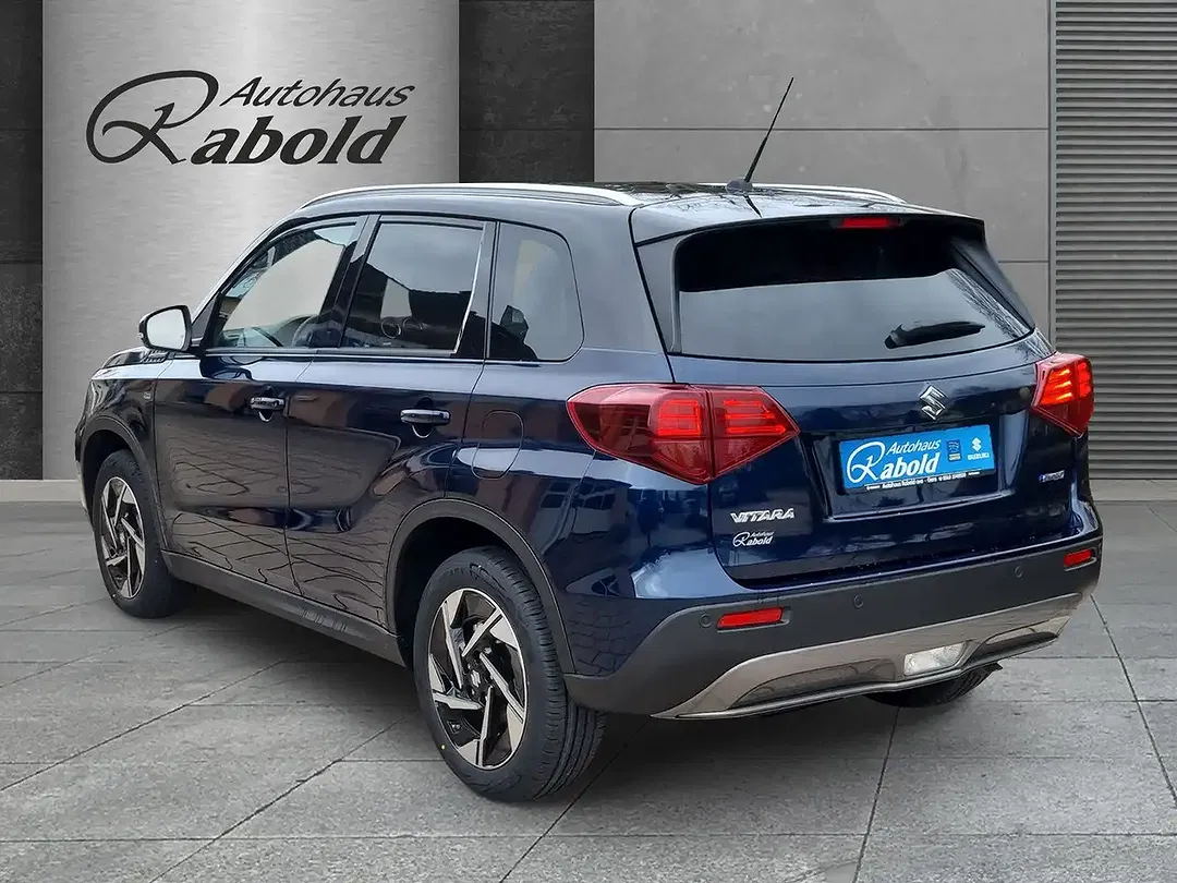 Suzuki Vitara - Thumbnail 3
