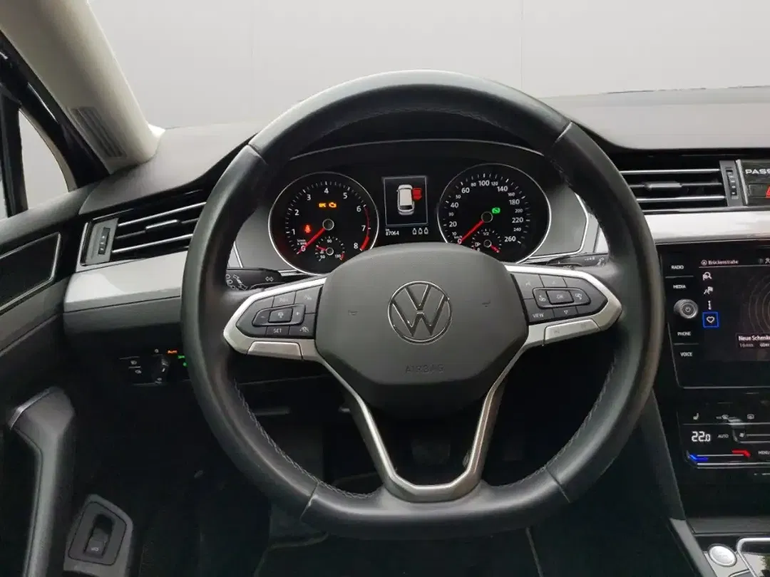 Volkswagen Passat Variant - Thumbnail 11