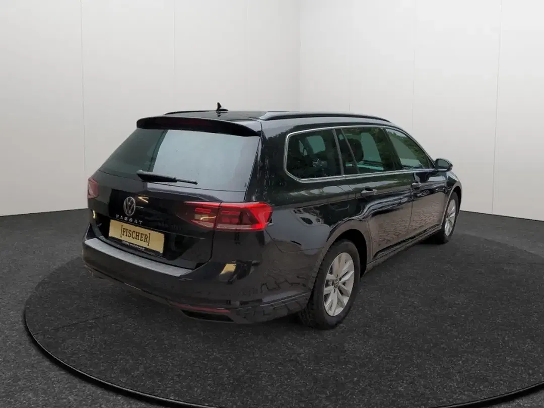 Volkswagen Passat Variant - Thumbnail 6