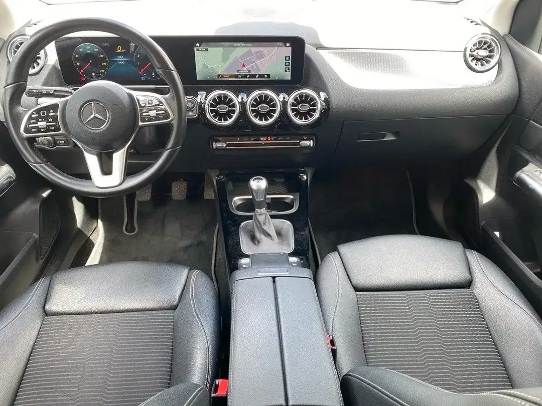 Mercedes-Benz B 200 - Thumbnail 12