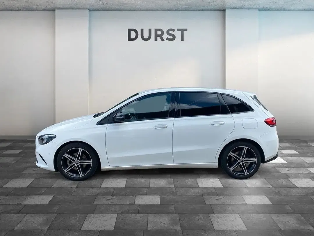 Mercedes-Benz B 200 - Thumbnail 4
