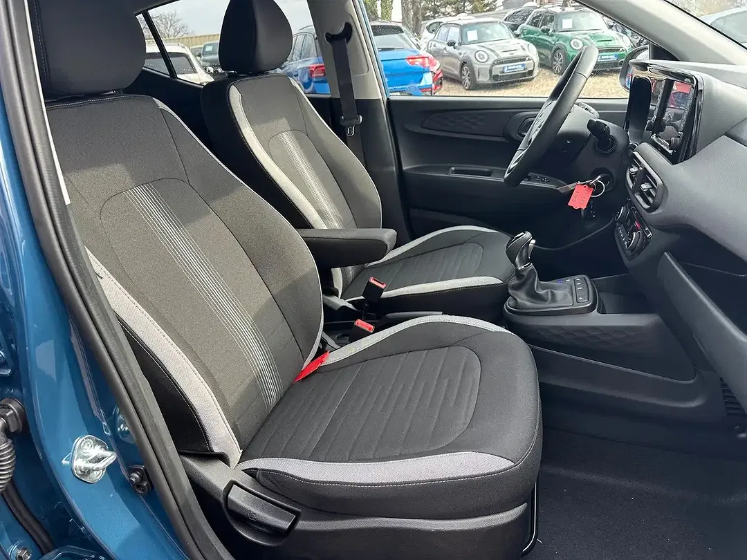 Hyundai i10 - Thumbnail 8