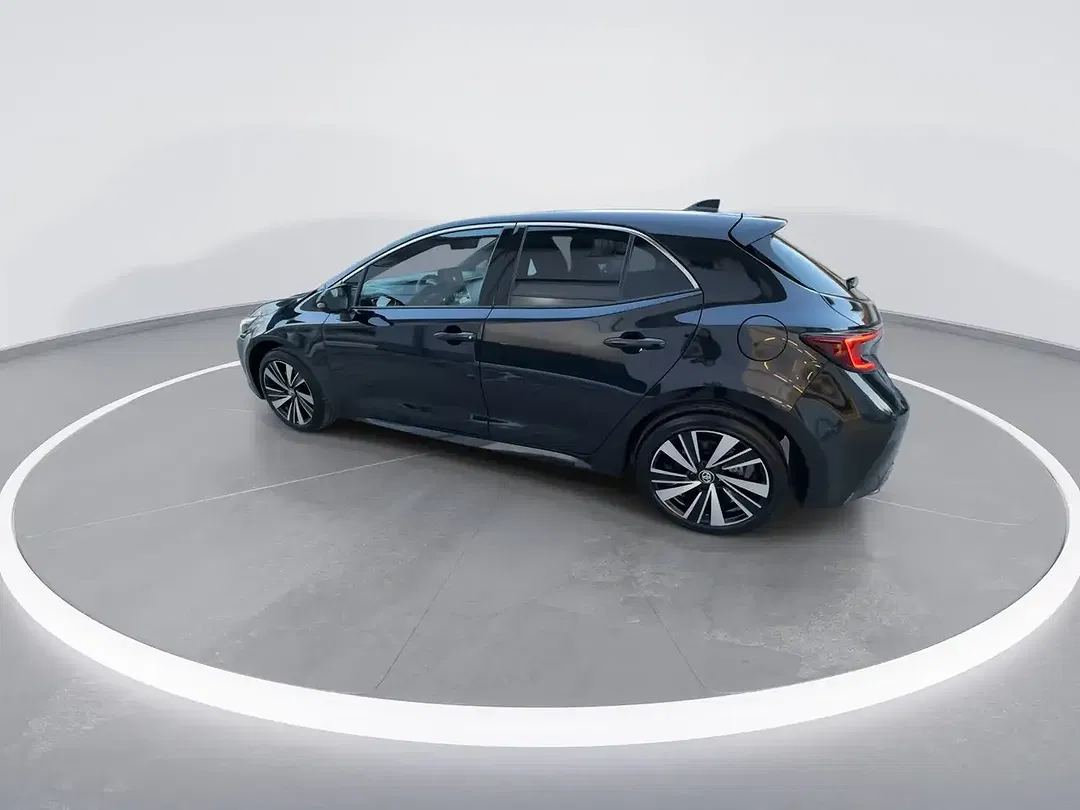 Toyota Corolla - Thumbnail 10