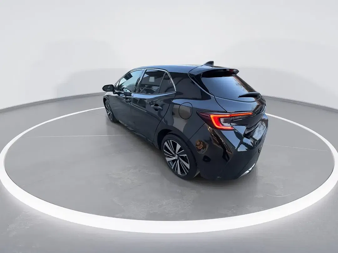 Toyota Corolla - Thumbnail 12