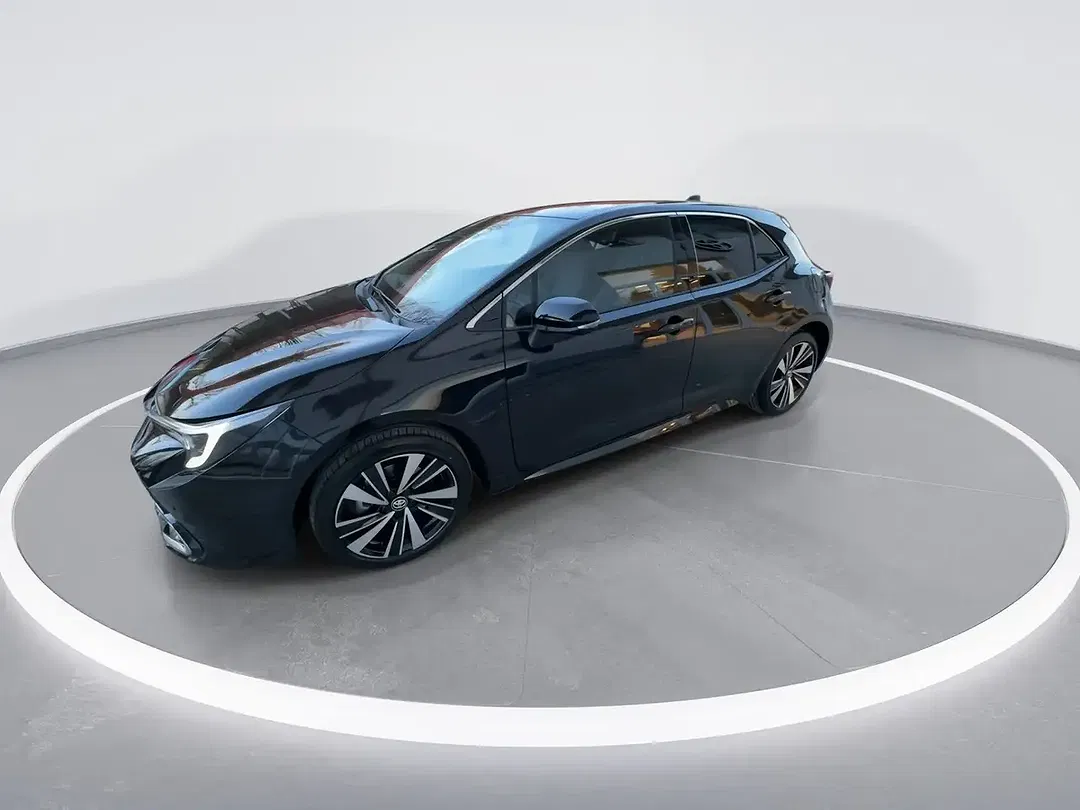 Toyota Corolla - Thumbnail 6