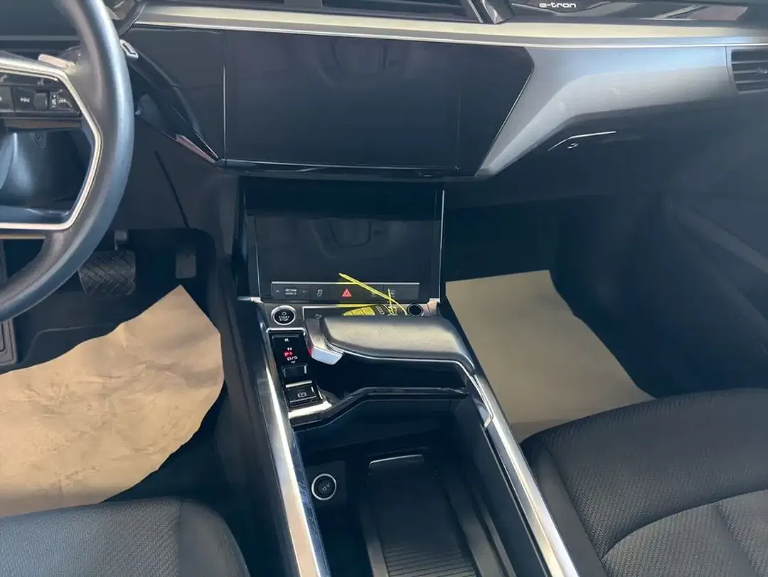 Audi e-tron - Thumbnail 15