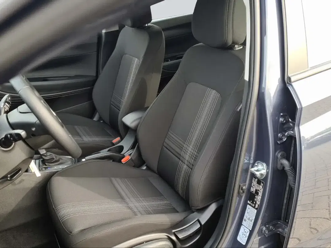 Hyundai i20 - Thumbnail 15