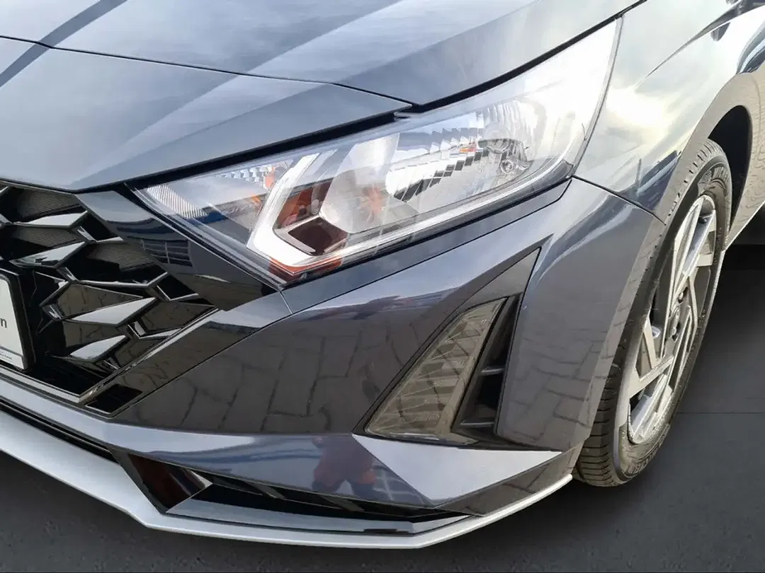 Hyundai i20 - Thumbnail 9