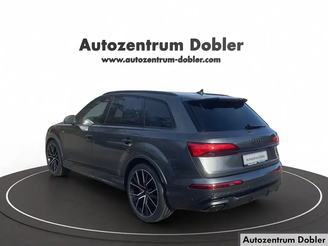 Audi Q7 - Thumbnail 6