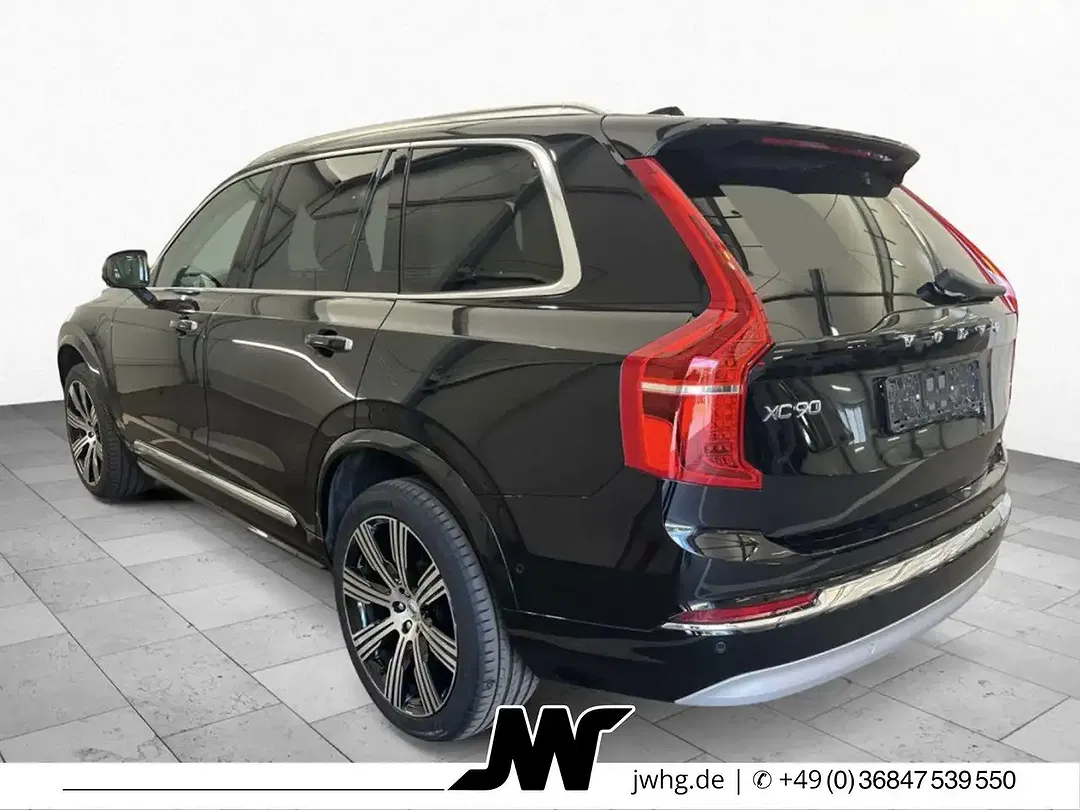 Volvo XC90 - Thumbnail 3