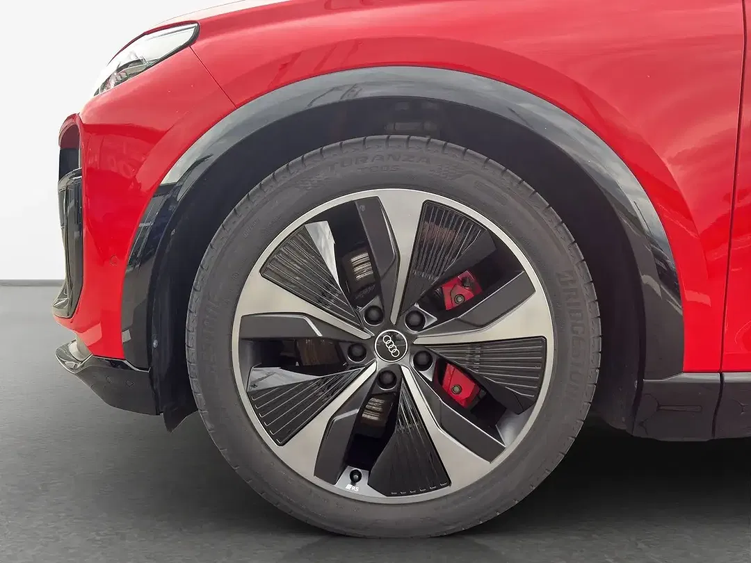 Audi SQ6 e-tron - Thumbnail 14