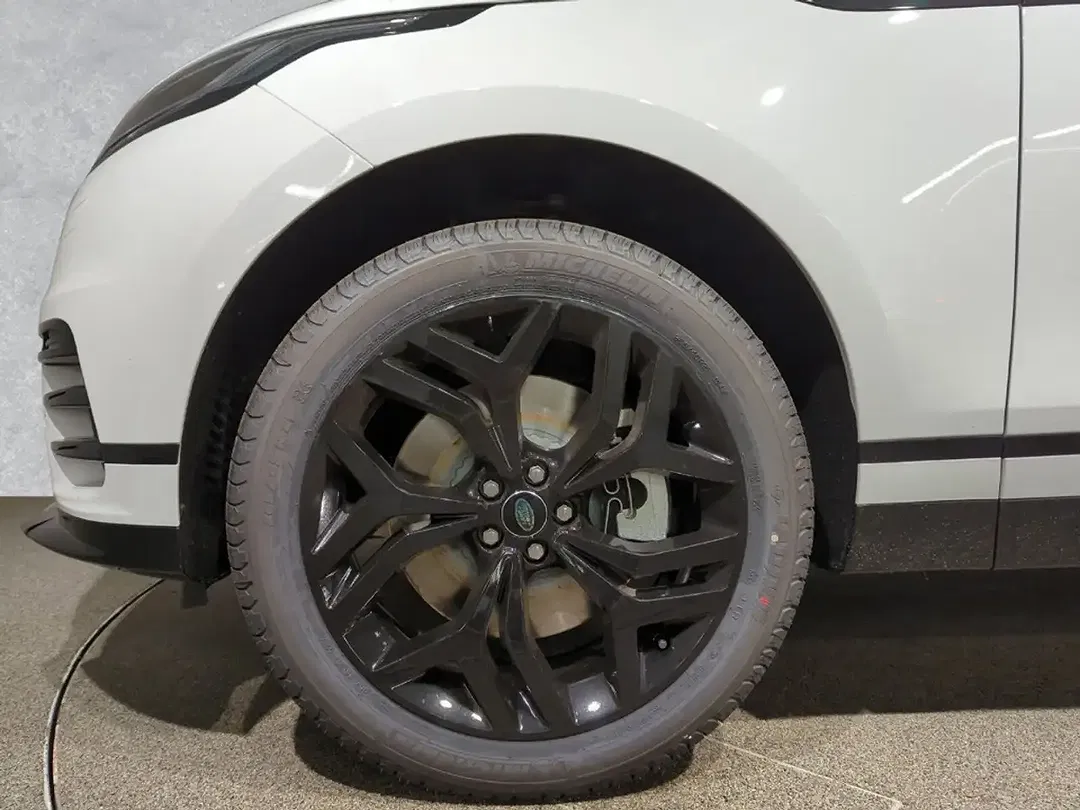 Land Rover Range Rover Velar - Thumbnail 9