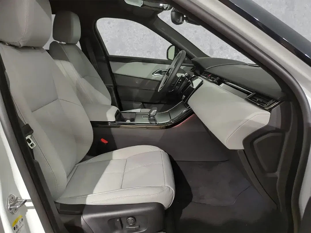 Land Rover Range Rover Velar - Thumbnail 13