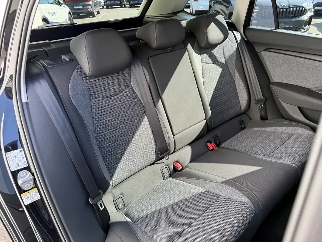 Skoda Superb - Thumbnail 8