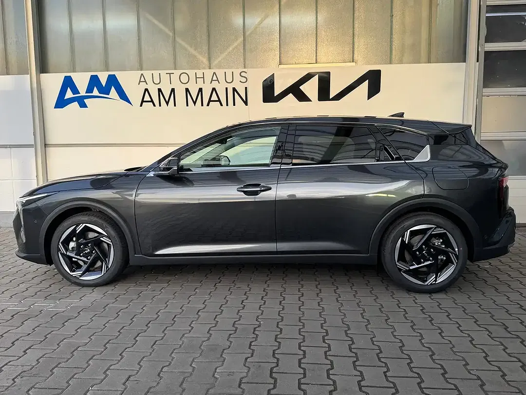 Kia K4 - Thumbnail 3