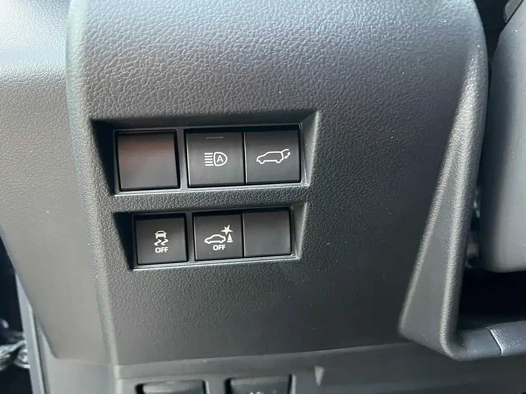Toyota Land Cruiser - Thumbnail 15