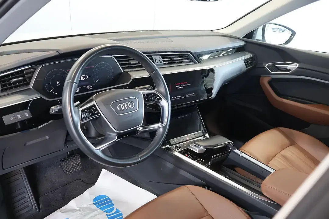 Audi e-tron - Thumbnail 10