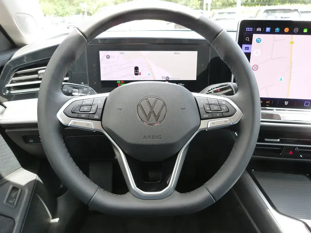 Volkswagen Passat Variant - Thumbnail 11