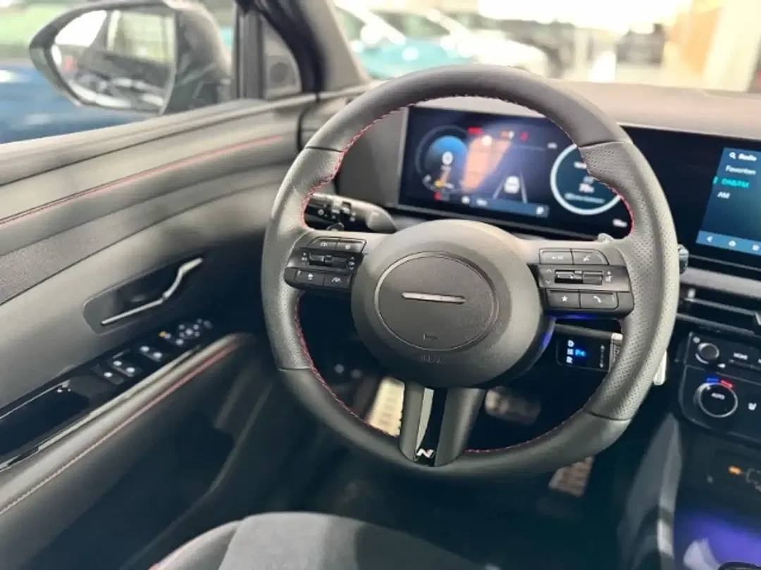Hyundai TUCSON - Thumbnail 10
