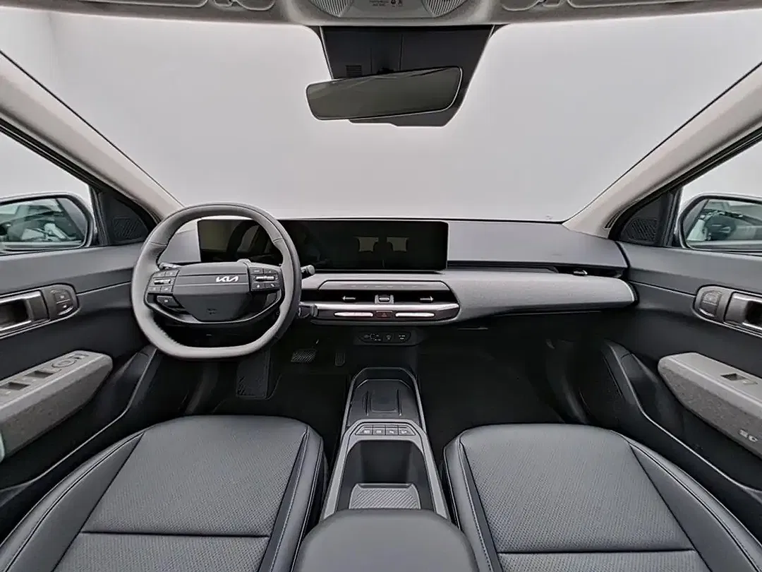 Kia EV4 - Thumbnail 8