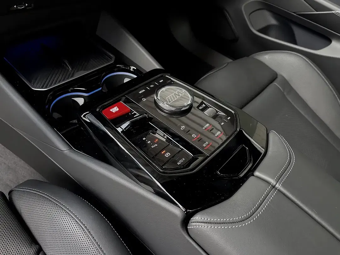 BMW M5 - Thumbnail 10