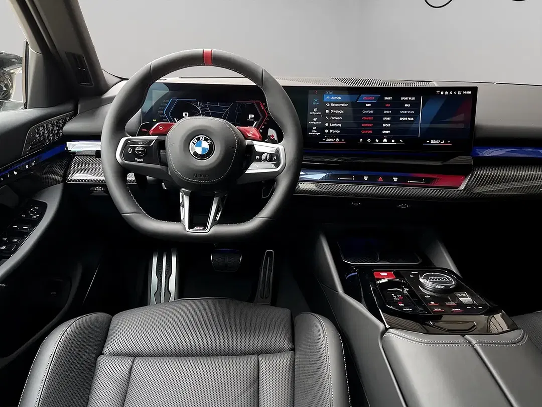 BMW M5 - Thumbnail 11