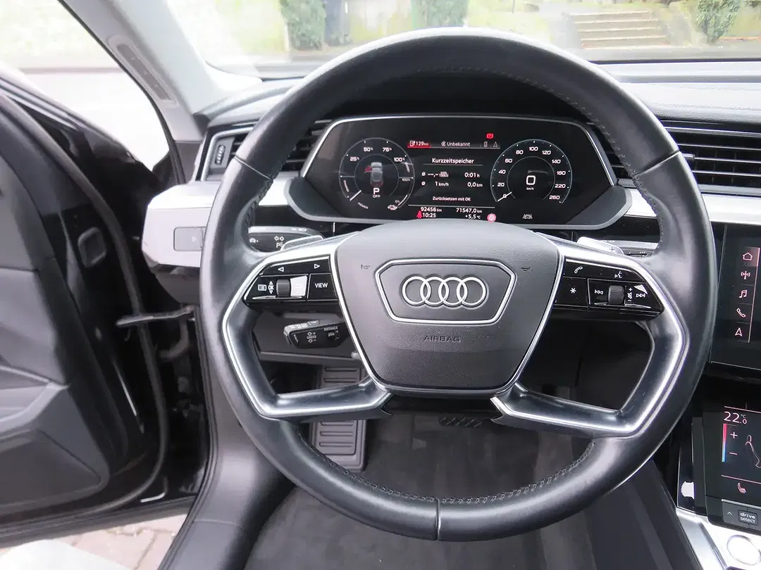 Audi e-tron - Thumbnail 14