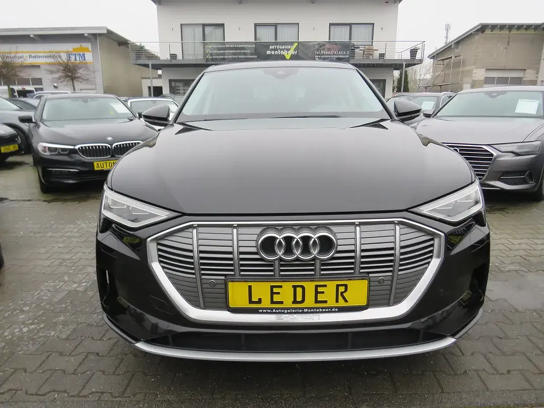 Audi e-tron - Thumbnail 2