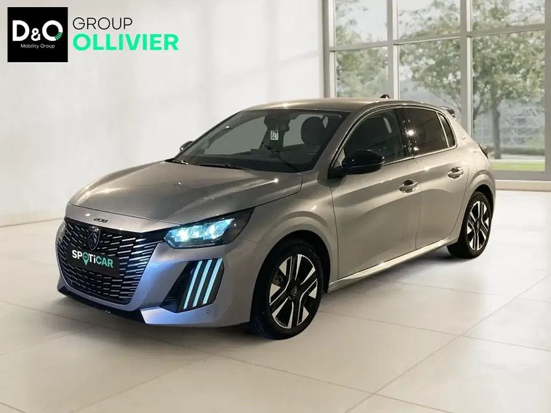 Peugeot 208 - Thumbnail 1