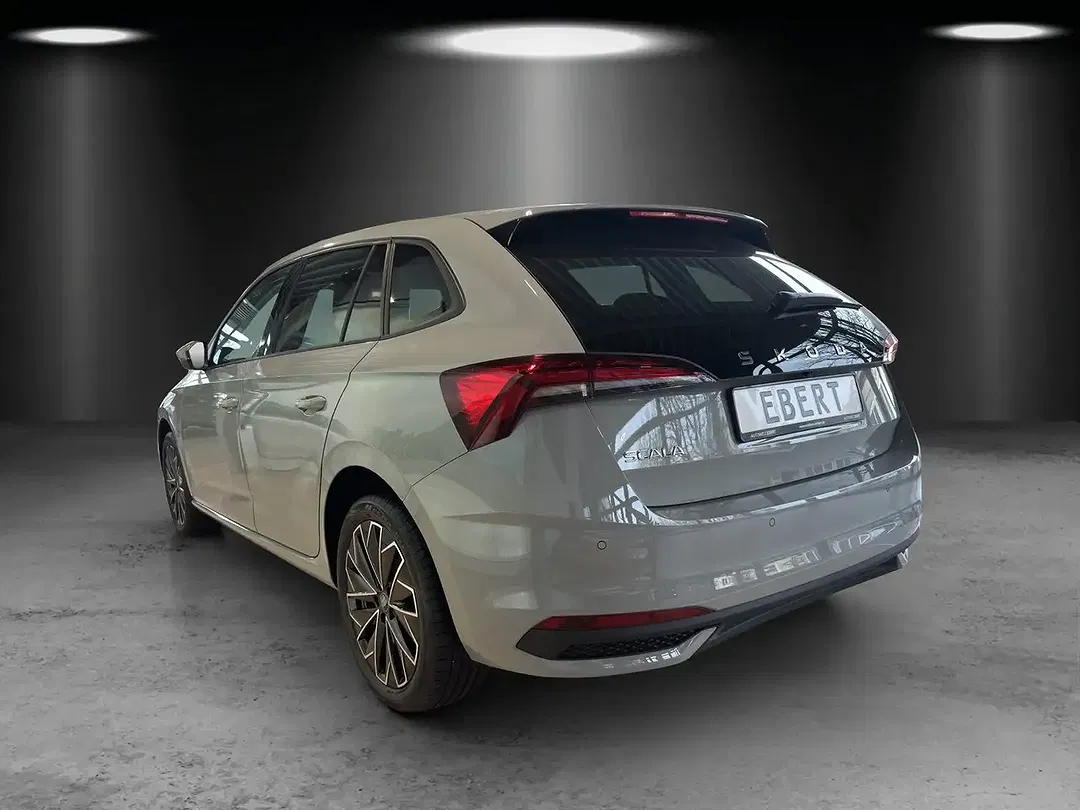 Skoda Scala - Thumbnail 2