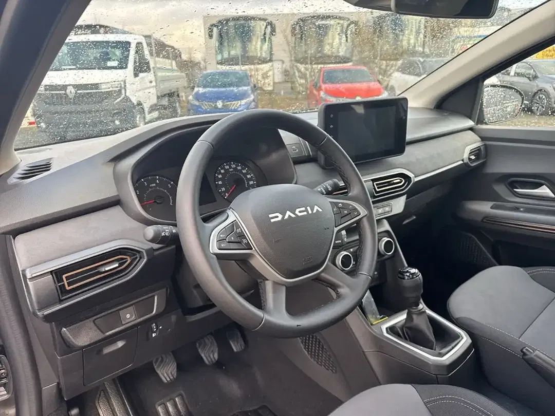 Dacia Sandero - Thumbnail 10