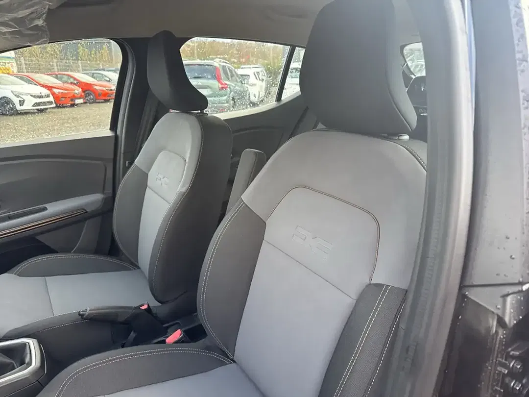 Dacia Sandero - Thumbnail 9
