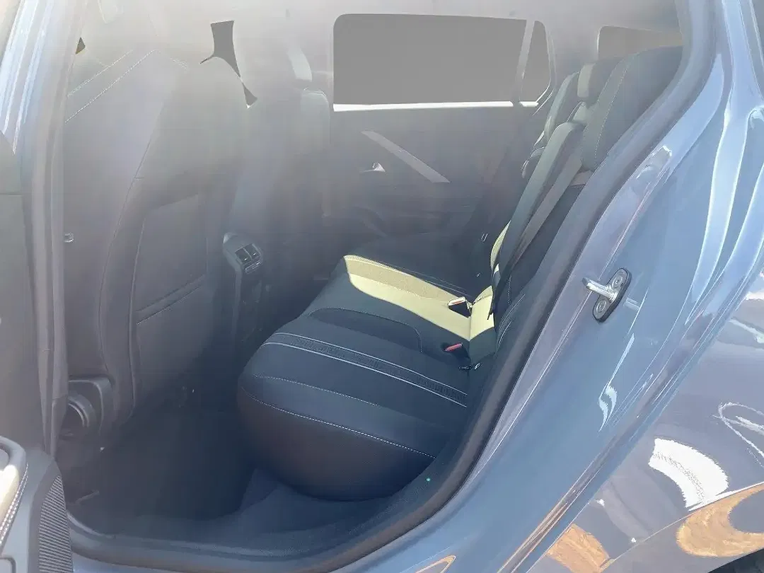 Opel Astra - Thumbnail 5