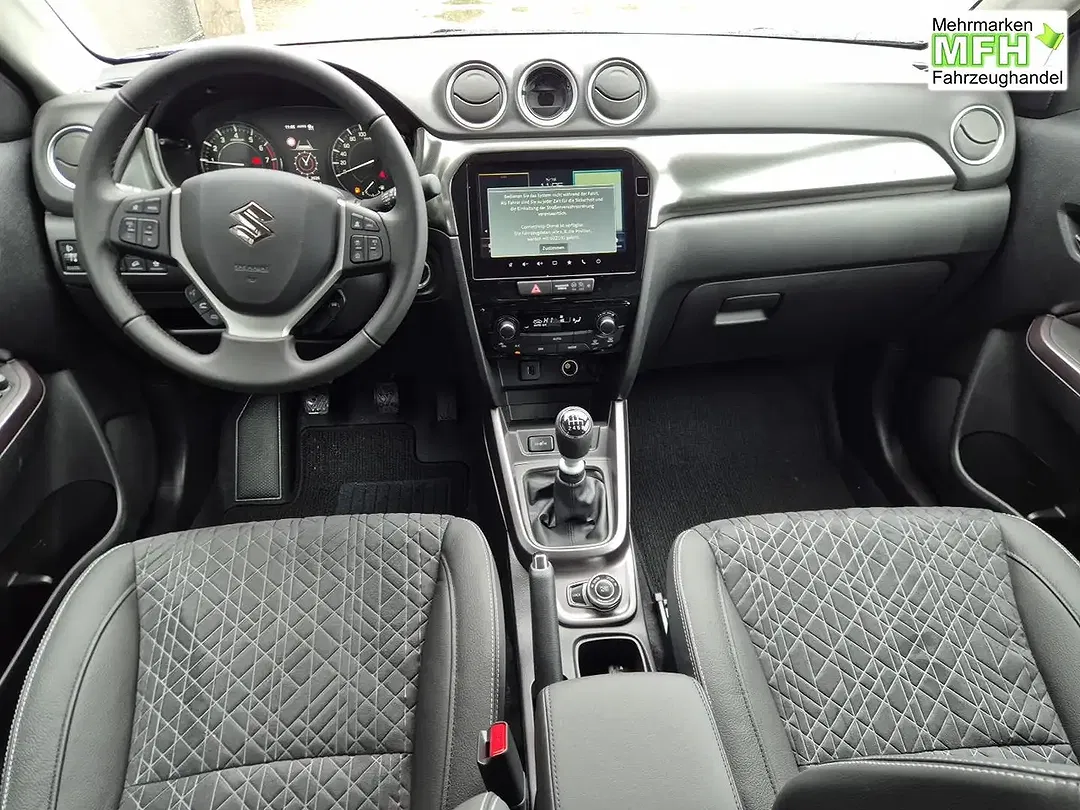 Suzuki Vitara - Thumbnail 10