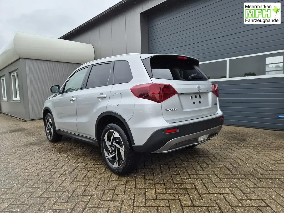 Suzuki Vitara - Thumbnail 3