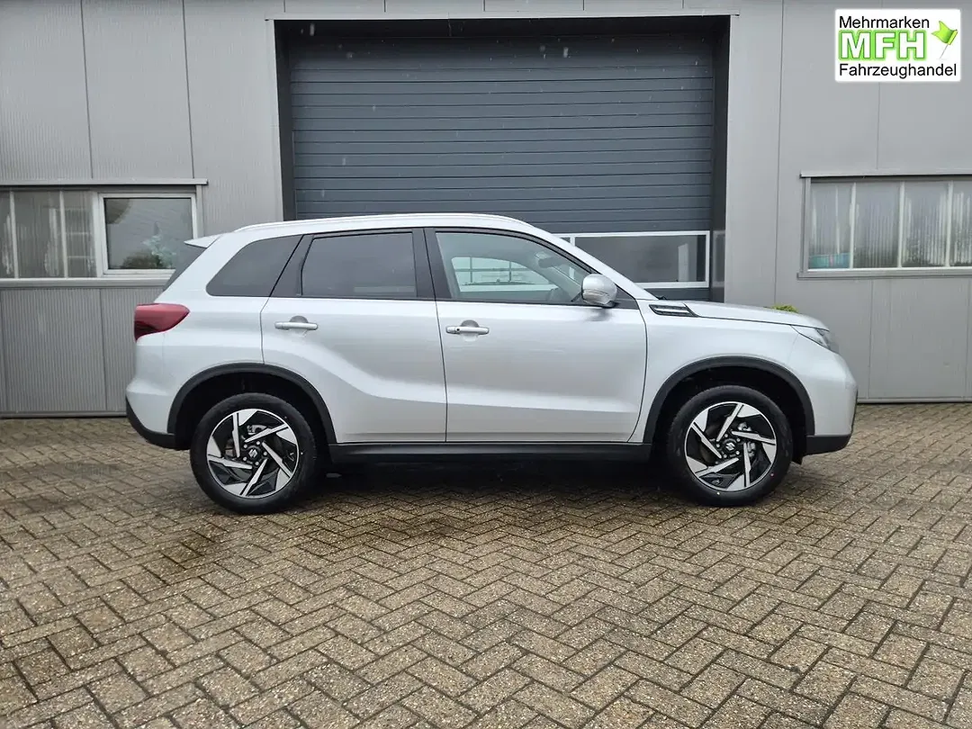 Suzuki Vitara - Thumbnail 6