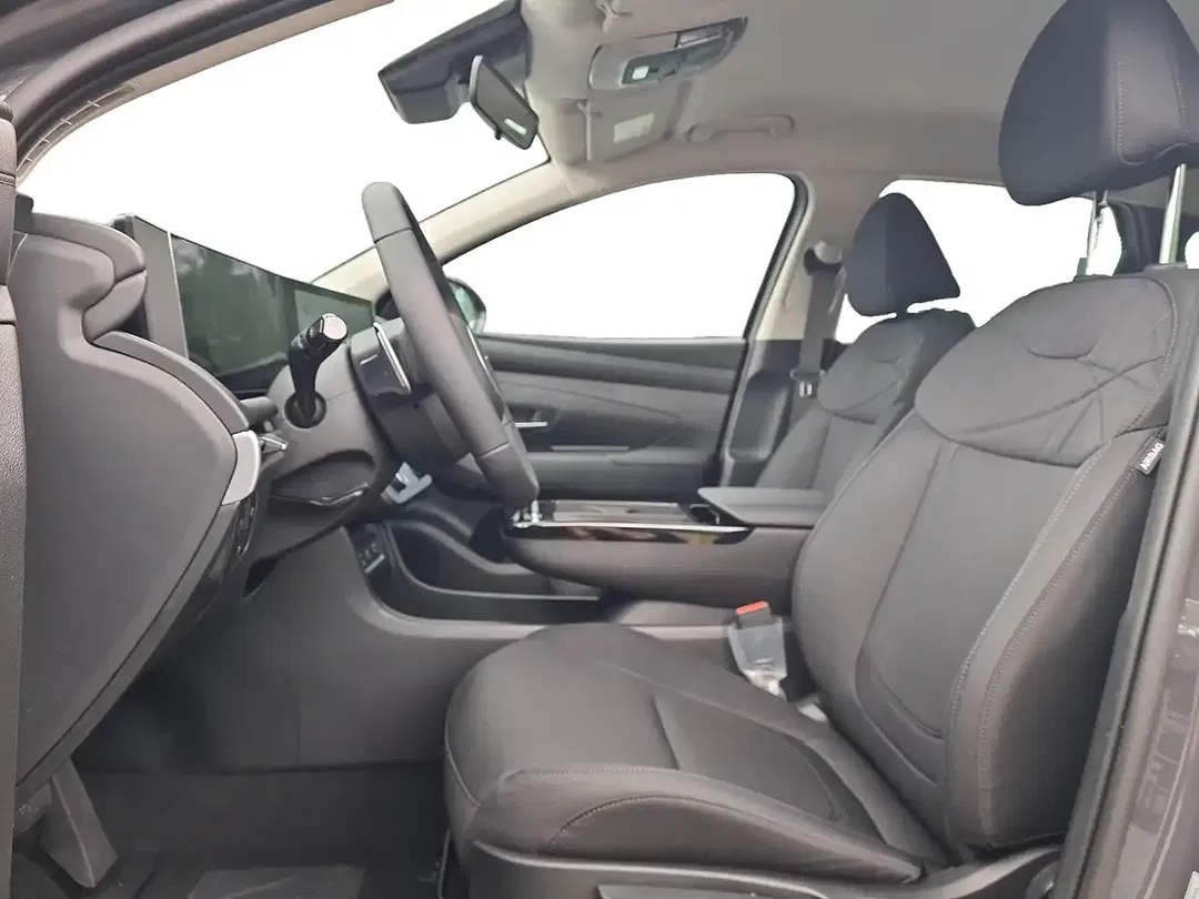 Hyundai TUCSON - Thumbnail 12