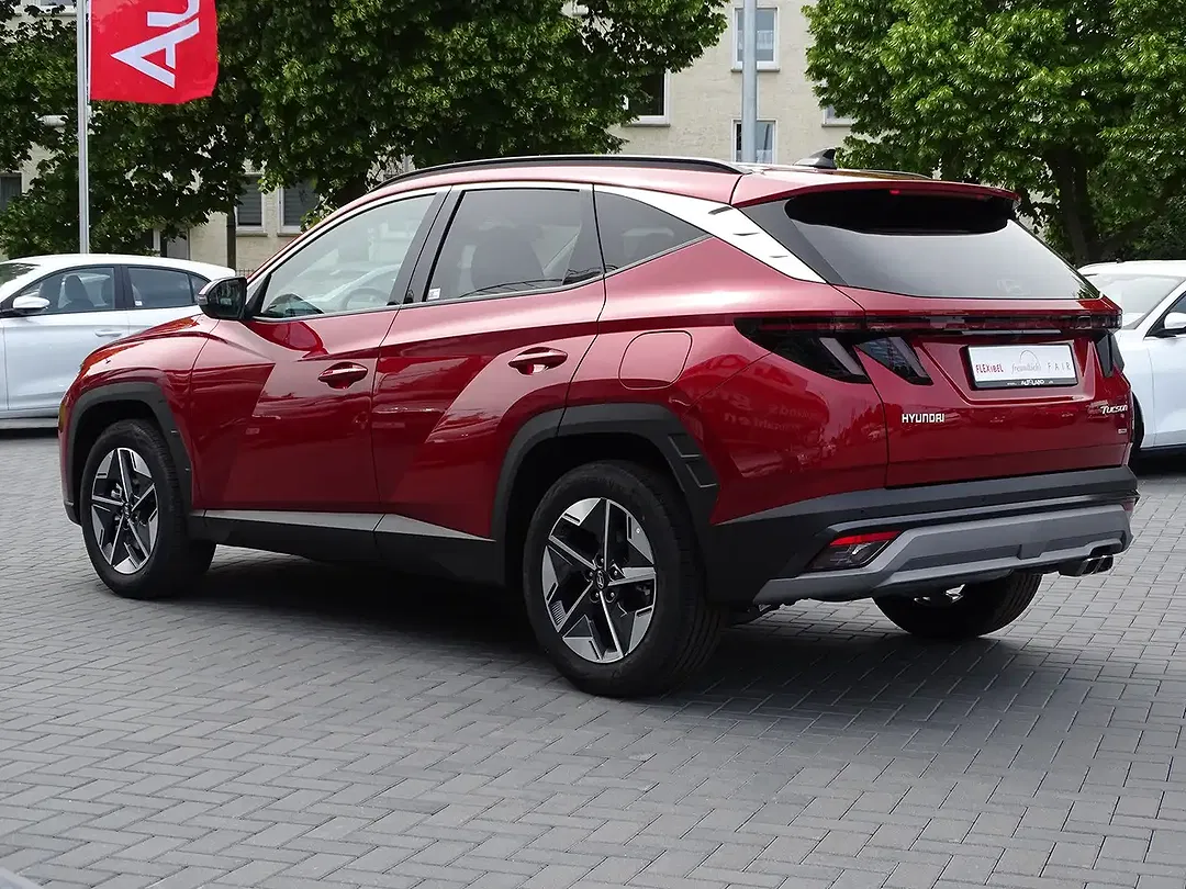 Hyundai TUCSON - Thumbnail 2