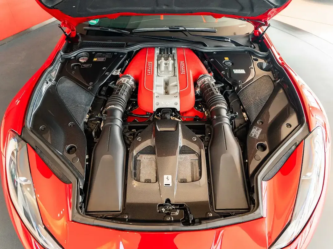 Ferrari 812 - Thumbnail 13