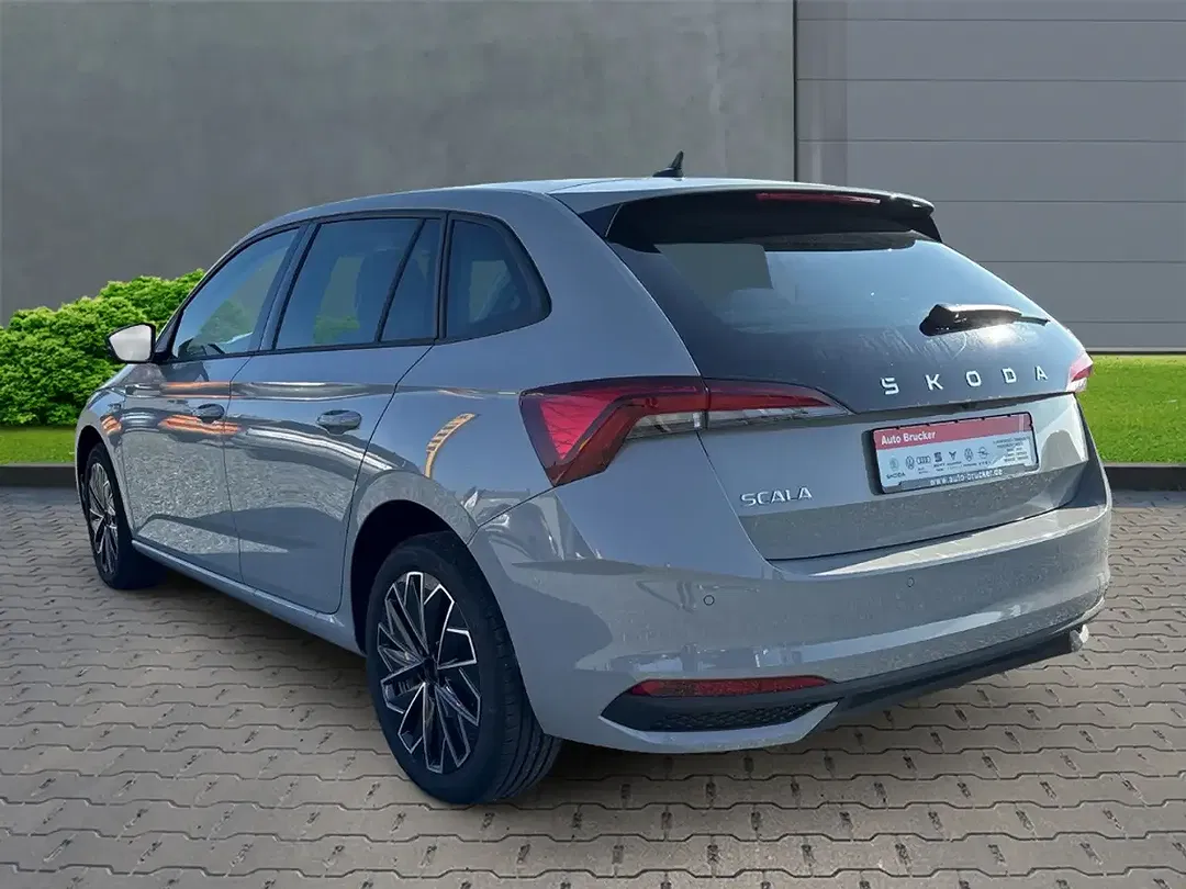 Skoda Scala - Thumbnail 2