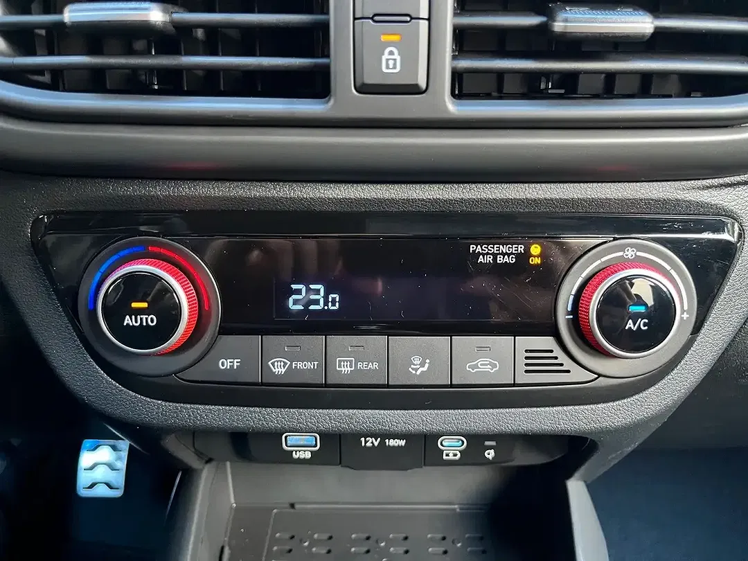 Hyundai i10 - Thumbnail 14