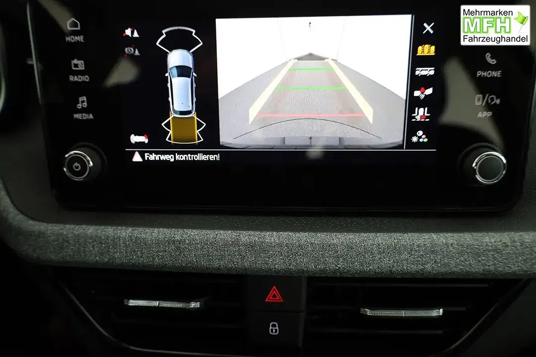 Skoda Kamiq - Thumbnail 6